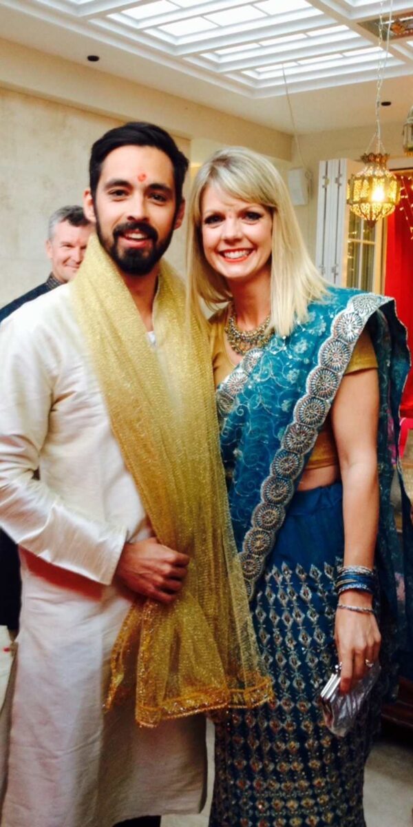 Men's Cream Costume 1